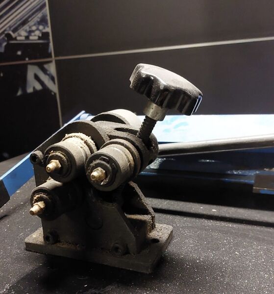 File:Roller bender.jpeg