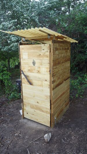 Composting toilet from pallets.JPG