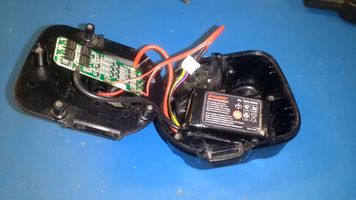 connections between Battery and Protection Circuit