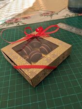 Project:BonBons Making the BonBons and the gift boxes to go with them.