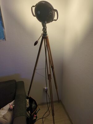 Floorlamp.jpg