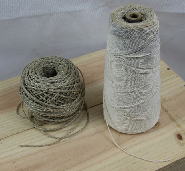 File:Parcel twine and cotton string.JPG