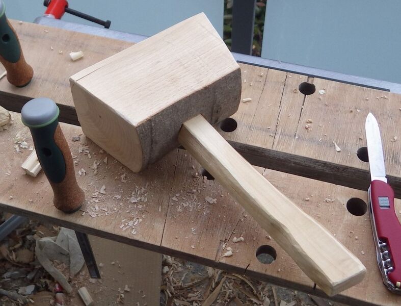 File:Carpenter's mallet - Lukas2.JPG