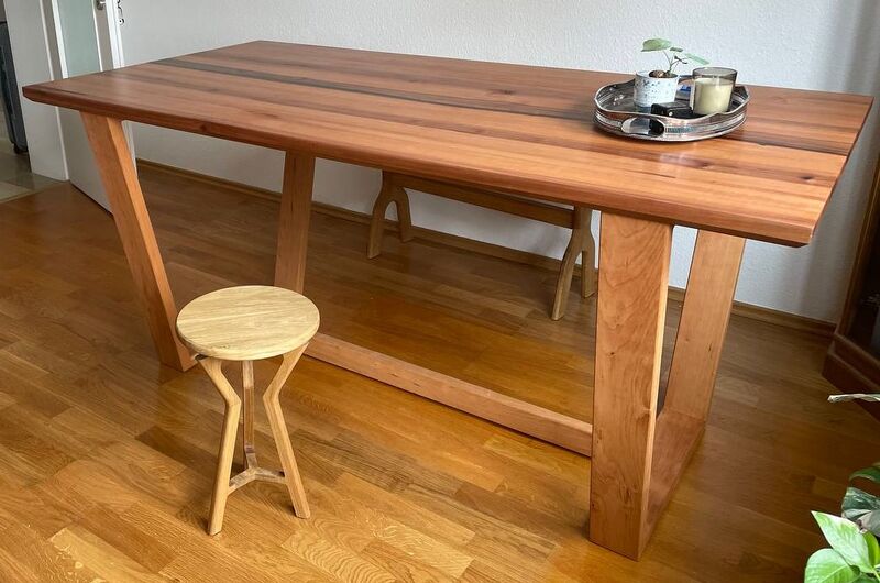 File:Photo Neo Tisch3.jpg